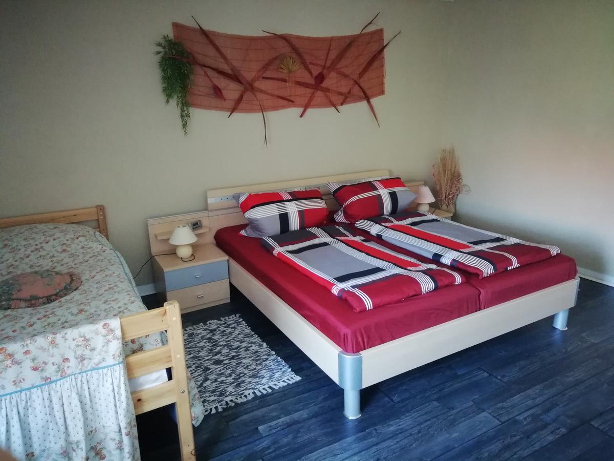 Ferienwohnung Zur Alten Schule Прицвальк Экстерьер фото